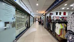 Lucky Plaza (D9), Retail #476270591
